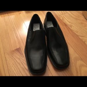Brand new men’s Ecco leather dress shoes